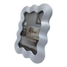 Novelty Squiggle Photo Frame