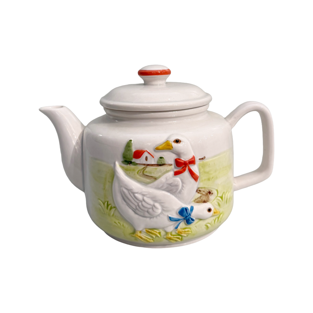 Vintage Goose Teapot