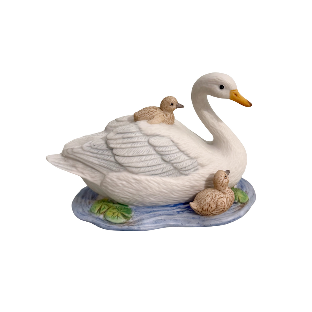 Vintage Swan Figurine